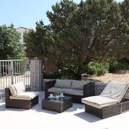 Fig Tree Apartmán