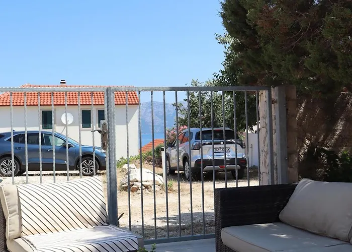 Fig Tree Apartman Povlja