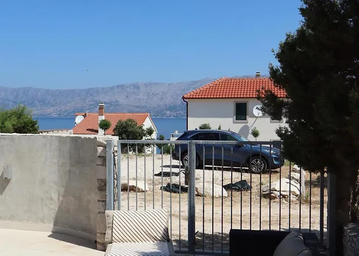 Apartman Fig Tree Povlja