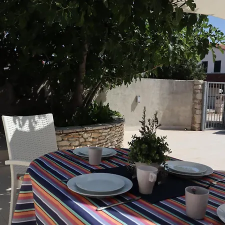 Apartamento Fig Tree Povlja (Brac)
